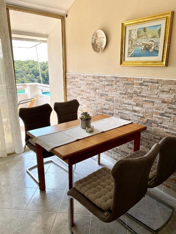 Guesthouse Kurelic Rab Kampor Luaran gambar