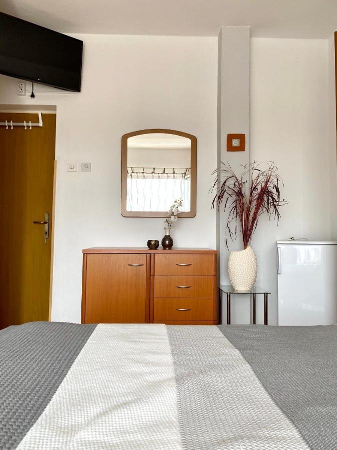Guesthouse Kurelic Rab Kampor Luaran gambar